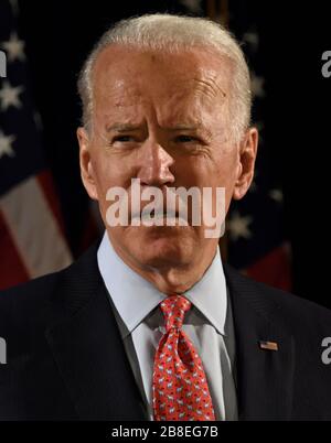 WILMINGTON, DE, USA - 12 MARZO 2020: Joe Biden fornisce osservazioni sulla risposta al Coronavirus (COVID-19) emergenza di salute pubblica all'Hotel Du Pont. Foto Stock