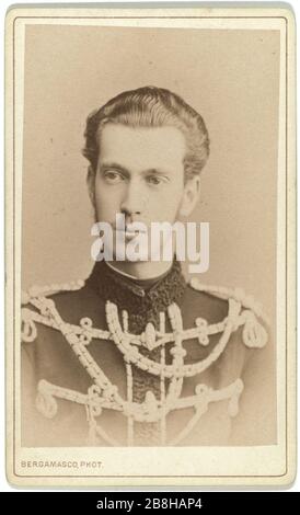Granduca Paul Alexandrovich, ritratto testa e spalle, rivolto a sinistra Foto Stock