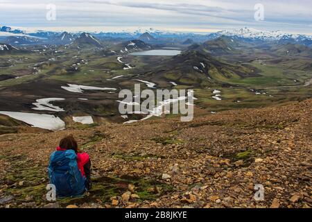 Escursioni il famoso sentiero Laugavegur da Landmannalaugar in Islanda Foto Stock