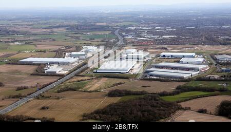 Vista aerea di Omega Business Park, Burtonwood, Warrington, Cheshire Foto Stock