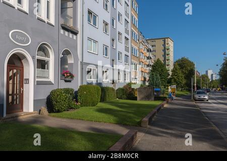 Quartiere residenziale di Kiel, capitale dello Schleswig-Holstein, Germania del Nord, Europa Centrale Foto Stock
