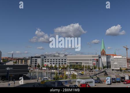 Vista sulla città di Kiel, Schleswig-Holstein, Germania del Nord, Europa centrale Foto Stock