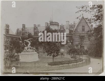 Cluny Abbey, Museo Nazionale del Medioevo 6 Place Paul Painlevé, 5 ° arrondissement, Parigi. Abbaye de Cluny, musée National du Moyen Age, 6 Place Paul Painlevé, Parigi (Vème arr.). Photographie de R. Schwartz. Tirage au gélatino-bromure d'argent, 11 settembre 1904. Parigi, musée Carnavalet. Foto Stock