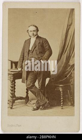 Ritratto di Eugene Rouher (1814-1884), (statista, Ministro della Giustizia) Ritratto d'Eugène Rouher, (1814-1884), (homme d'état, ministre de la justice). Carte de visite (recto). Photographie d'André Didéri (1819-1889). Tirage sur papier albuminé, 1860-1884. Parigi, musée Carnavalet. Foto Stock