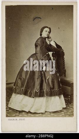 Ritratto di Marie Sasse, (conosciuto fino al 1866 Marie Sax, moglie di Caston Said Castelmary), (1838-1907), (cantante d'opera) Ritratto de Marie Sasse, (dite jusqu'en 1866 Marie Sax, épiuse de MR Caston, dit Castelmary), (1838-1907), canteuse lyrique. Carte de visite (recto). Franck (François Gobinet de Villechole, dit). Tirage sur papier albuminé, 1860-1890. Parigi, musée Carnavalet. Foto Stock