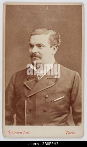 Ritratto di Jean-Alexandre Talazac (1853-1892), attore teatrale e cantante nel 1877. Bacard Fils (Paul Bacard, dit). Portrait de Jean-Alexandre Talazac (1853-1892), acteur de théâtre et chanteur it 1877. Carte de visite (recto). Tirage sur papier albuminé, 1860-1890. Parigi, musée Carnavalet. Foto Stock