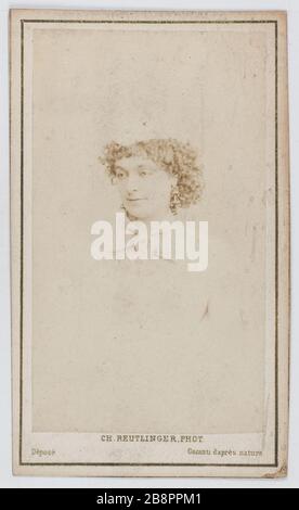 Ritratto di Louise Vaissière (1844-1874), chiamato Lise Tautin, attrice e cantante. Portrait de Louise Vaissière (1844-1874), dite Lise Tautin, attrice et chanteuse. Carte de visite (recto). Charles Reutlinger (1816-1880). Tirage sur papier albuminé, 1860-1890. Parigi, musée Carnavalet. Foto Stock