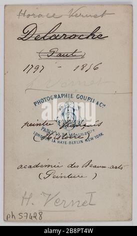 Ritratto di Horace Vernet (1789-1863), pittore di storia, disegnatore, litografo e direttore dell'Accademia di Francia a Roma dal 1828 al 1835. Portrait d'Horace Vernet (1789-1863), peintre d'histoire, dessinateur, lithographe et directeur de l'Académie de France à Rome de 1828 à 1835. Carte de visite (verso). Photographie de Goupil & Cie Tirage sur papier albuminé, 1860-1890. Parigi, musée Carnavalet. Foto Stock