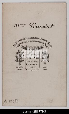 Ritratto di Pauline Viardot (Pauline Garcia, 1821-1910), mezzosoprano e compositore. Portrait de Pauline Viardot (1821-1910), mezzosoprano et compositrice. TCarte de visite (verso). Photographie de Pierre Petit (1831-1909). Tirage sur papier albuminé, 1860-1890. Parigi, musée Carnavalet. Foto Stock