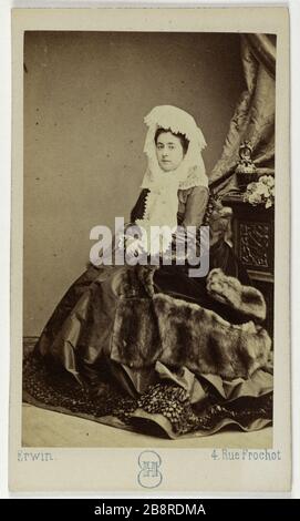 Ritratto di Leonide Leblanc, (1842-1894), (attrice) Ritratto di Léonide Leblanc (1842-1894), attrice. Carte de visite. Entre 1860 e 1890. Photographie d'Erwin Hanfstaengl (1838-1905). Parigi, musée Carnavalet. Foto Stock