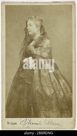 Ritratto di Leonide Leblanc, (1842-1894), (attrice) Ritratto di Léonide Leblanc (1842-1894), attrice. Carte de visite. Entre 1860 e 1890. Photographie de Carjat & Cie Paris, musée Carnavalet. Foto Stock