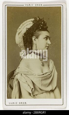 Ritratto dell'attrice Mercier. Ulric Grob (actif entre 1860 e 1900). Portrait de Mercier, attrice. Carte de visite (recto). Tirage sur papier albuminé. 1860-1890. Parigi, musée Carnavalet. Foto Stock