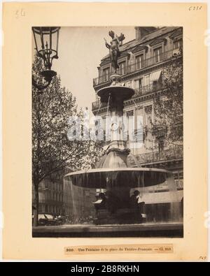 369. Una fontana nella piazza del teatro francese. - cl. 949. Piazza della Fontana del teatro francese, 1 ° arrondissement, Parigi 'Fontaine de la Place du Théâtre-Français, Parigi (Ier arr.)'. Photographie d'Hippolyte Blancard (1843-1924), vers 1890. Parigi, musée Carnavalet. Foto Stock