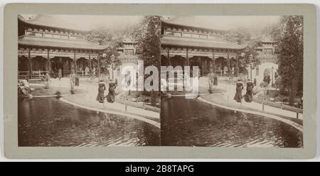 1900 World Expo Pavilion e i Giardini della Cina, 16 ° arrondissement, Parigi. Esposizione Universelle de 1900. Pavillon et jardins de la Chine, Parigi (XVIème arr.). Anonima fotographie. Vue stéréoscopique, gélatino-clorure d'argent (aristotipo). 1900. Parigi, musée Carnavalet. Foto Stock