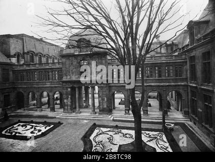 MUSEO CARNAVALET - GIARDINI Musée Carnavalet : jardins au 23, rue de Sévigné. Parigi (IVème arr.), vers 1915. Parigi, musée Carnavalet. Foto Stock