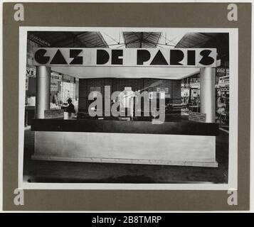 Fiera delle Arti della famiglia, Parigi? Stand per il gas da Parigi. Salon des Arts Ménagers. Stand pour le gaz de Paris. Parigi. Anonima fotographie. Tigre au gélatino-bromure d’argent. Vers 1930. Parigi, musée Carnavalet. Foto Stock