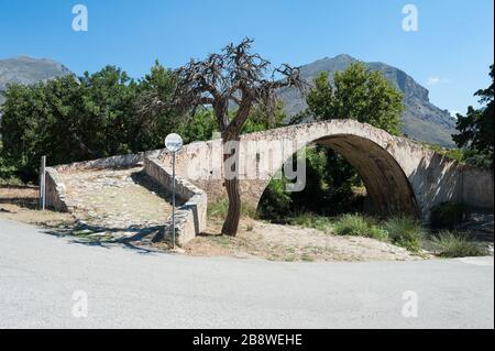 Vecchio ponte di Preveli, Creta, Grecia Foto Stock