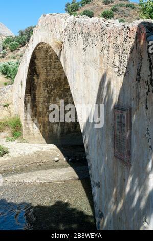 Vecchio ponte di Preveli, Creta, Grecia Foto Stock