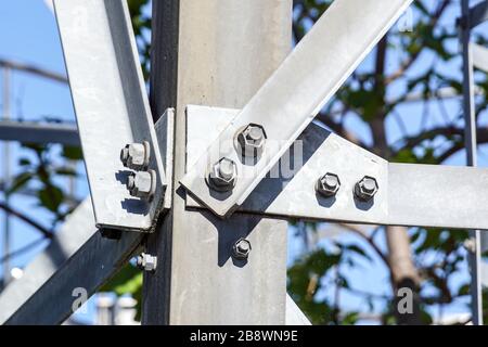 Struttura strutturale in acciaio su nuova unità industriale Foto Stock