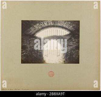 Thermes de Cluny, nel 1904 aprile, 5 ° arrondissement, Parigi. Thermes de Cluny. Aprile 1904. Thermes de Cluny. Parigi (Vème arr.). Photographie de Pierre Emonts (1831-1912). Albuminé di papier, avril 1904. Parigi, musée Carnavalet. Foto Stock