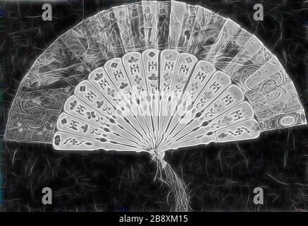 Ventilatore, 19th secolo, Francia, bastoni e protezioni d'osso trafitto e decorato in argento, supporto in carta verniciata, specchio sulla protezione, rivetto in perla, 26,7 cm 26,7 cm (10 1/2 in.), Reimagined by Gibon, design di calore allegro di luminosità e raggi di luce radianza. Arte classica reinventata con un tocco moderno. La fotografia ispirata al futurismo, che abbraccia l'energia dinamica della tecnologia moderna, del movimento, della velocità e rivoluziona la cultura. Foto Stock