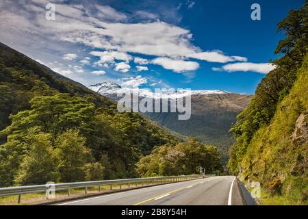 Mt Armstrong, Mt Kaye, Haast Pass Highway, vicino al Gates of Haast Bridge, Young Range, Mt Aspiring Natl Park, West Coast Region, South Island New Zealand Foto Stock