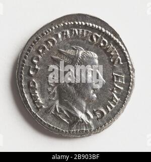 Antoniniano di Gorido III, 240-243 Monnaie romaine. Antoninien de Gordien III, empereur romain de 238 à 244. Argent (avers). Entre 240-243. Parigi, musée Carnavalet. Foto Stock
