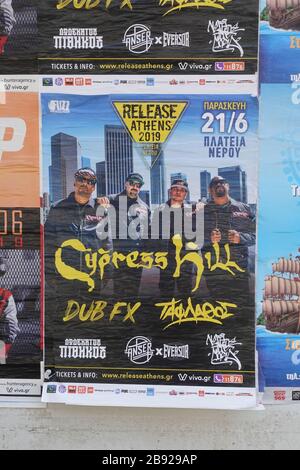 Atene, Grecia - 2 giugno 2019: Muro con il poster di Cypress Hill. Evento di musica hip hop dal vivo. Foto Stock