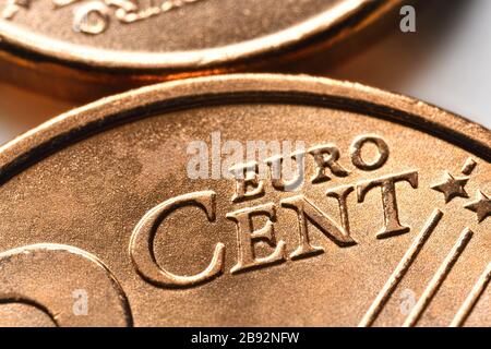 Primo piano delle monete da cent, foto simbolica per la prevista abolizione delle monete da 1 e 2 cent, Nahaufnahme von Centmünzen, Symbolfoto für die gebante Abscha Foto Stock