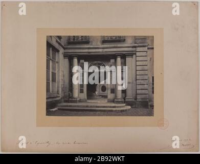 Hotel Equerilly 60 rue de Turenne. ingresso del palazzo, 3 ° arrondissement, Parigi. Barry, Jean. Hôtel d'Equerilly 60 rue de Turenne. "Hôtel particulier, entrée, 3ème circondario, Parigi". Tirage sur la Chapelle. En 1902-02-1902-02. Parigi, musée Carnavalet. Foto Stock