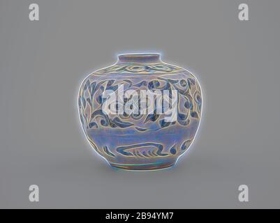 Vaso, smalto trasparente, Underglaze blu, 3-3/8 in., Arte Asiatica, Reimagined by Gibon, design di calore allegro di luminosità e raggi di luce radianza. Arte classica reinventata con un tocco moderno. La fotografia ispirata al futurismo, che abbraccia l'energia dinamica della tecnologia moderna, del movimento, della velocità e rivoluziona la cultura. Foto Stock