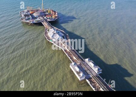 La mattina presto a Brighton East Sussex con strade deserte durante lo scoppio di Covid19 Foto Stock