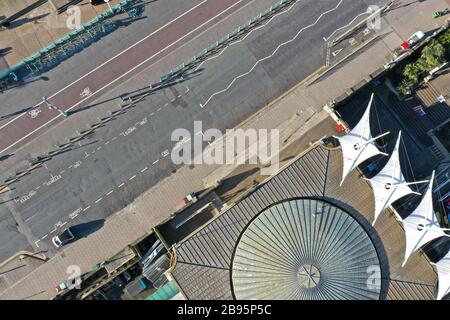 La mattina presto a Brighton East Sussex con strade deserte durante lo scoppio di Covid19 Foto Stock