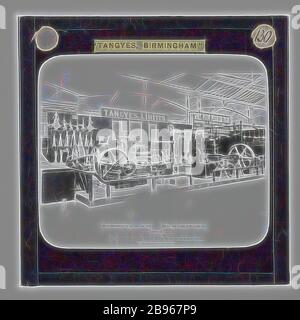 Lantern Slide - Tangyes Ltd, Birmingham Exhibition Stand, 1886, uno dei 239 slide lanterna di vetro raffiguranti prodotti fabbricati da Tangyes Limited ingegneri di Birmingham, Inghilterra. Le immagini includono vari prodotti come motori, pompe centrifughe, pompe idrauliche, produttori di gas, macchine per prove materiali, presse, macchine utensili, martinetti idraulici ecc. Tangyes è stata un'azienda che operava dal 1857 al 1957. Hanno prodotto una vasta gamma di ingegneria, Reimagined da Gibon, disegno di caldo allegro incandescente di luminosità e di irradiazione di raggi di luce. Arte classica reinventata con un tocco moderno. Foto Foto Stock