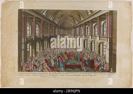 Cerimonia benedizione nuziale data nella cappella di Versailles 16 maggio 1770 [...] a Louis-Auguste, Dauphin di Francia e l'arciduchessa Maria Antonietta d'Austria, sorella dell'imperatore Anonyme / Chez Basset. "Cérémonie de la bénédiction nuptiale donnée dans la chapelle de Versailles le 16 mai 1770 à Louis-Auguste, Dauphin de France et à l'Archivuchesse Marie-Antoinette d'Autriche, soeœur de l'Empereur". Eau-forte coloriée. Parigi, musée Carnavalet. Foto Stock