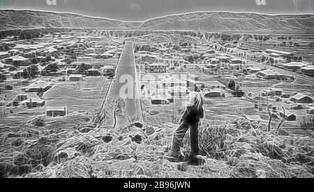 Negativo - Alice Springs, Northern Territory, circa 1935, guardando giù su Alice Springs da una collina., Reimagined da Gibon, disegno di calore allegro di luminosità e raggi di luce radianza. Arte classica reinventata con un tocco moderno. La fotografia ispirata al futurismo, che abbraccia l'energia dinamica della tecnologia moderna, del movimento, della velocità e rivoluziona la cultura. Foto Stock