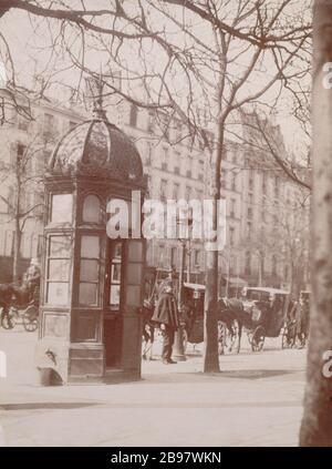 Passeggiate in carrozza Fiacres. Parigi. Photographie d'Eugène Atget (1857-1927). Parigi, musée Carnavalet. Foto Stock