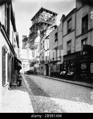 MONTMARTRE STREET BAR KNIGHT Montmartre, rue du Chevalier de la barre, Parigi (XVIII.ème arr.). Photographie d'Eugène Atget (1857-1927), 1899. Parigi, musée Carnavalet. Foto Stock