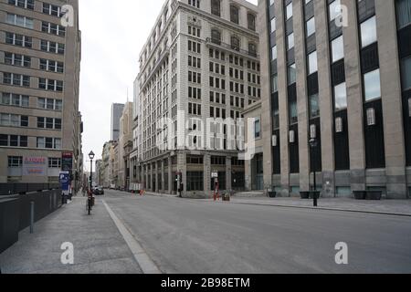 Montreal, Quebec, Canada, 13 marzo 2020.deserta quartiere finanziario a causa della pandemia COVID-19 a Montreal.Credit:Mario Beauregard/Alamy News Foto Stock