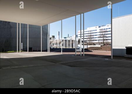 Campus insolitamente vuoto della Heinrich-Heine University di Dusseldorf a causa delle misure contro il coronavirus Foto Stock