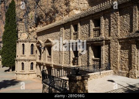 Santuario della speranza, Santuario de la Virgen de la Esperanza in Calasparra, Murcia regione in Spagna. Il santuario è situato in una grotta scavata nel r Foto Stock