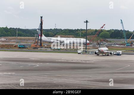 Narita, Giappone - 15 maggio 2019: Sede dell'Aeroporto Internazionale di Narita, parte dell'aeroporto è in costruzione, preparatevi per le prossime 2020 a. Foto Stock