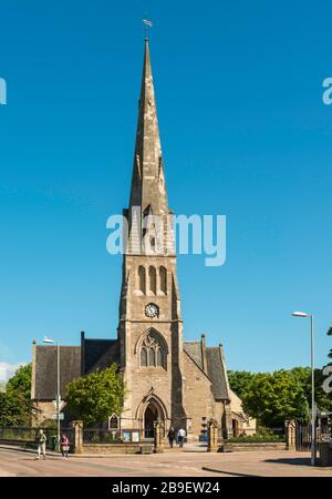 Chiesa di Scozia chiesa parrocchiale (1860) in Castle Road, Invergordon, Highland, Scozia. Architetti Ross e Joass. Foto Stock