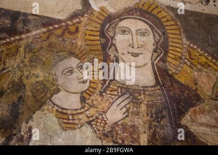 Un affresco della Madonna e del bambino all'interno della Basilica di San Zeno a Verona Foto Stock