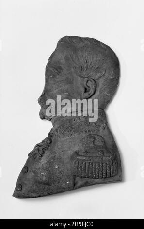 PROFILO UFFICIALE, SCONOSCIUTO Jean-Pierre Dantan (1800-1869) dit Dantan le Jeune. Profil d'officier, inconnu. Scarico. Terre-cuite, 1852. Parigi, musée Carnavalet. Foto Stock