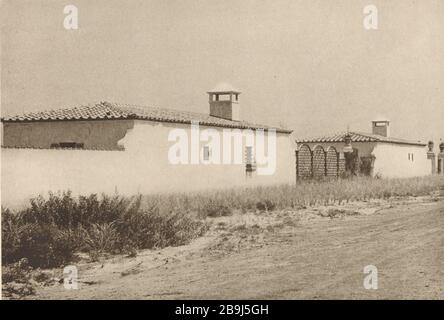 Villa Maria sulle dune, Southampton, Long Island, New York. Garage e cottage con autista. E.P. Mellon, architetto (1919) Foto Stock