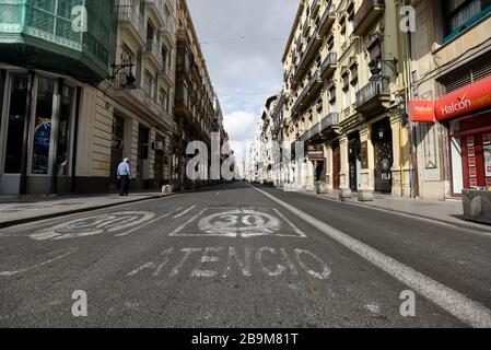 Immagini della città di Valencia (Spagna) completamente deserta dopo aver decretato lo stato di allarme da Covid 19, Coronavirus. Foto Stock