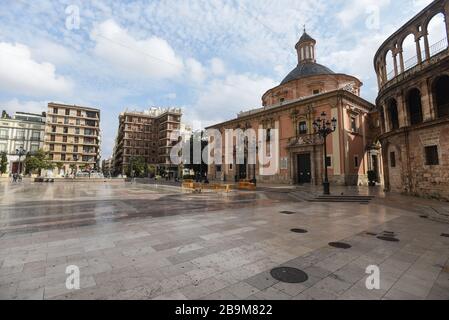 Immagini della città di Valencia (Spagna) completamente deserta dopo aver decretato lo stato di allarme da Covid 19, Coronavirus. Foto Stock