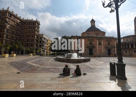 Immagini della città di Valencia (Spagna) completamente deserta dopo aver decretato lo stato di allarme da Covid 19, Coronavirus. Foto Stock