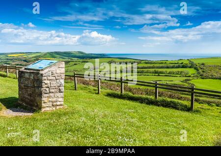 La costa del Dorset si affaccia sulle creste di Kimmeridge. Foto Stock